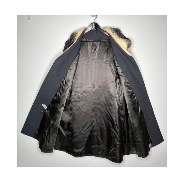 Vintage 1960s Wool Coat with Real Fur Collar Gray Double Breasted XXL - Picture 10 of 16